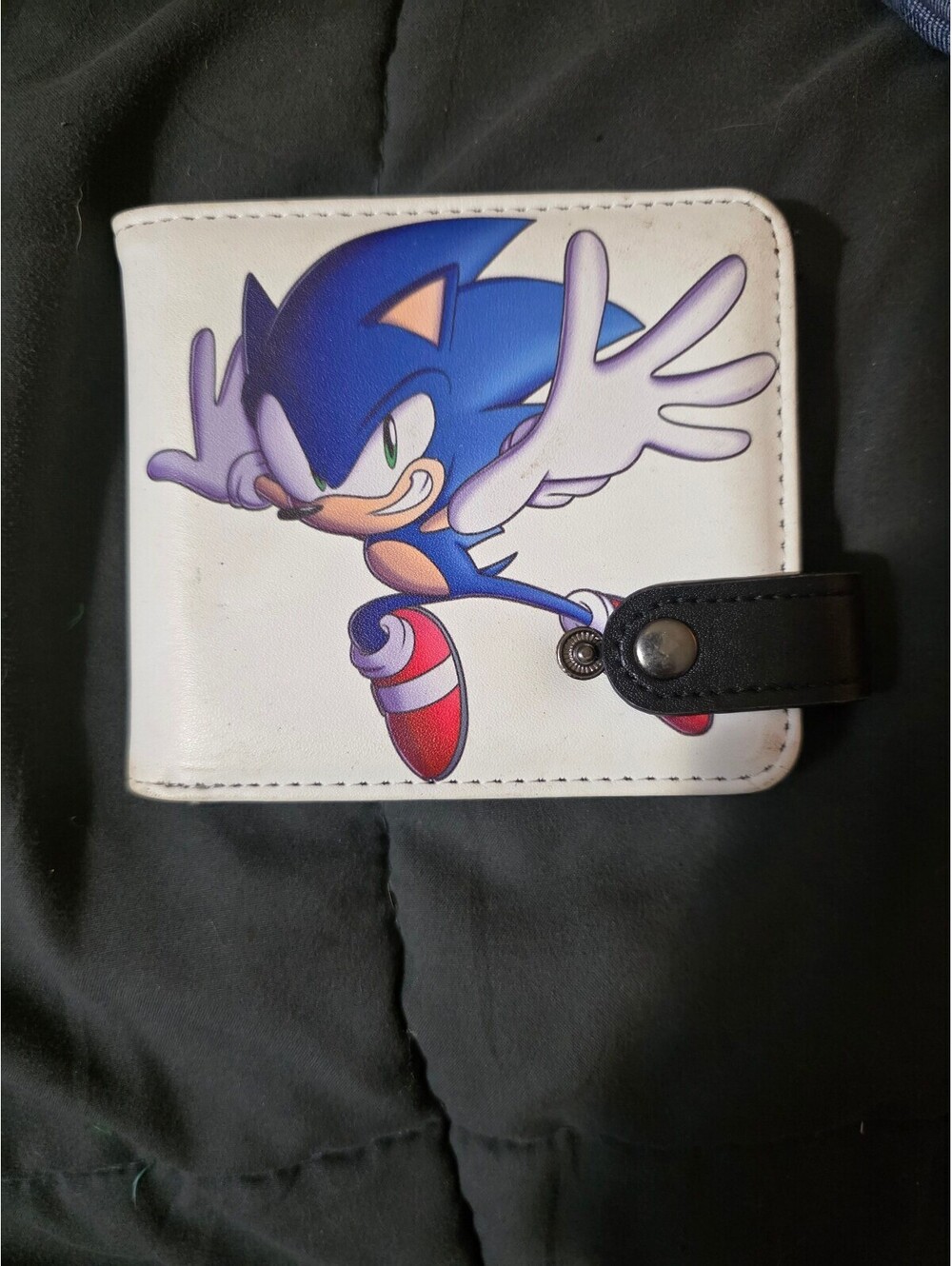 New without tags Sonic The Hedgehog Themed Bi-Fold Wallet with Snap Closure